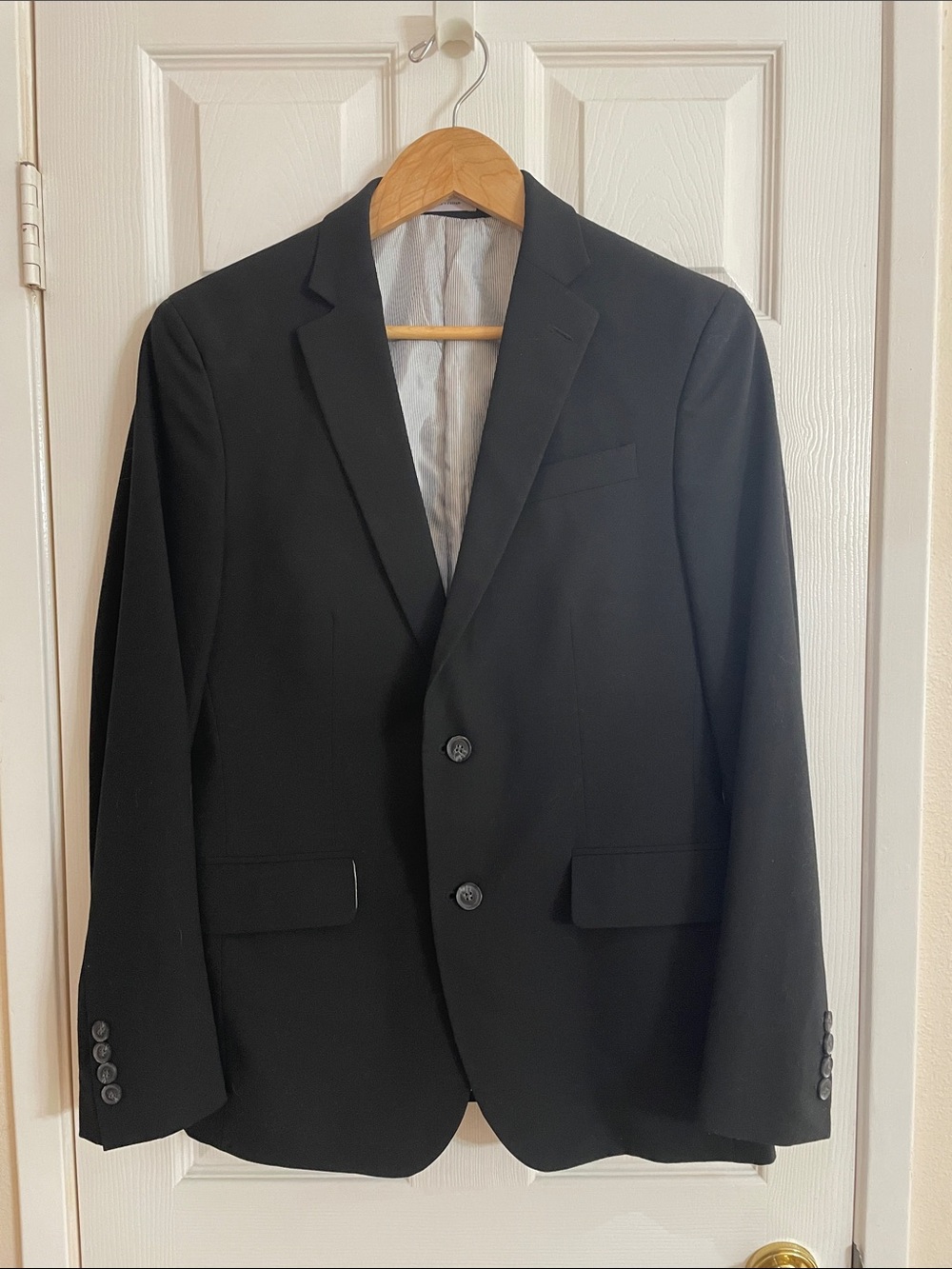 J. Ferrar Super Slim Fit Black Suit Jacket (38R)